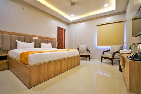 hotels near us embassy hyderabad|Hotel Ceasta, Beside US Consulate Hyderabad, .